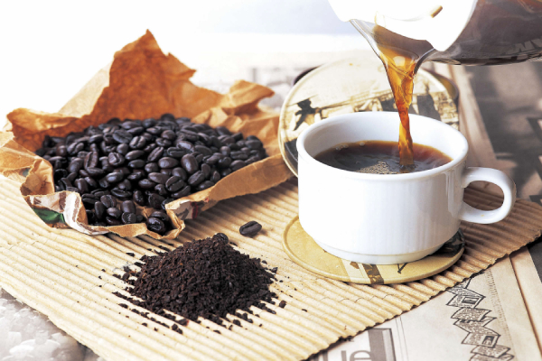 Cà phê nguyên chất có màu và vị gì?