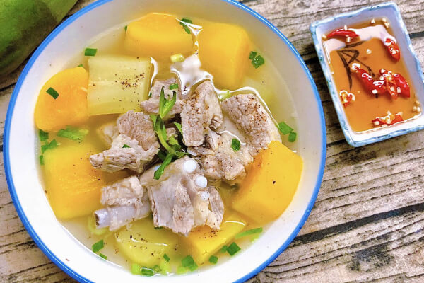 Canh đu đủ sườn non